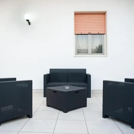 בית נופש Casa Tairsia טורה לפילו