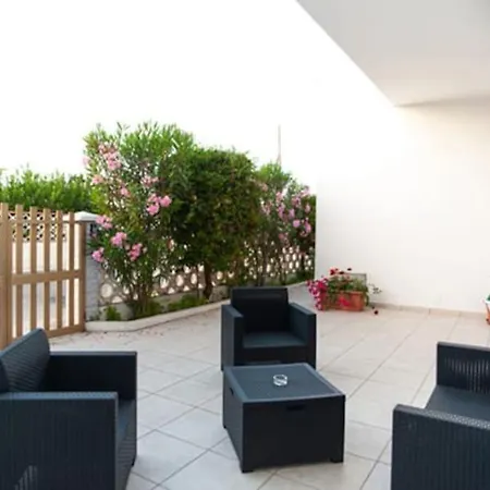 Casa Tairsia *